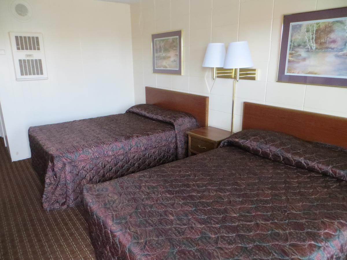 Deluxe Inn/Extended Stay - Council Bluffs Carter Lake エクステリア 写真