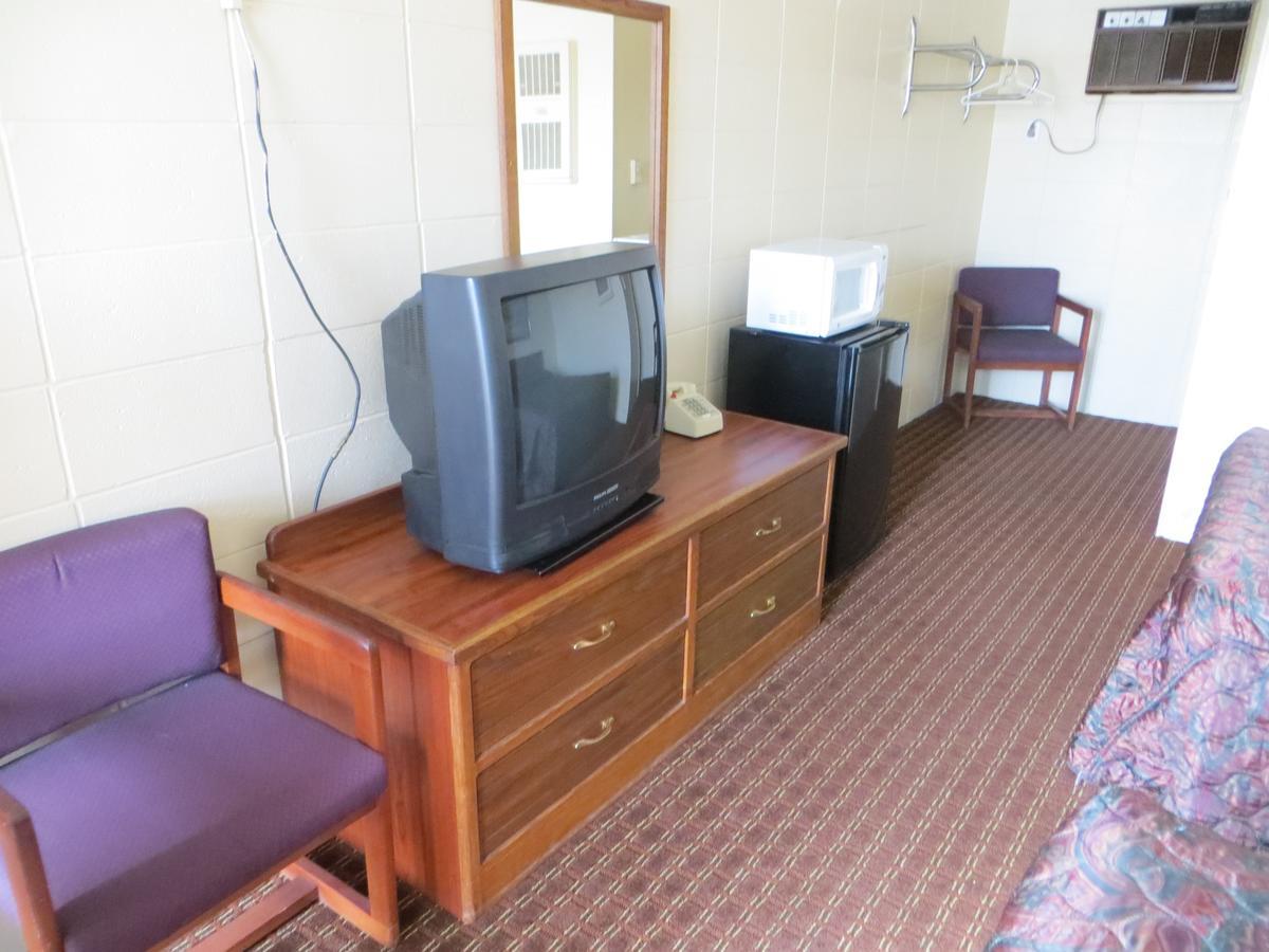 Deluxe Inn/Extended Stay - Council Bluffs Carter Lake エクステリア 写真