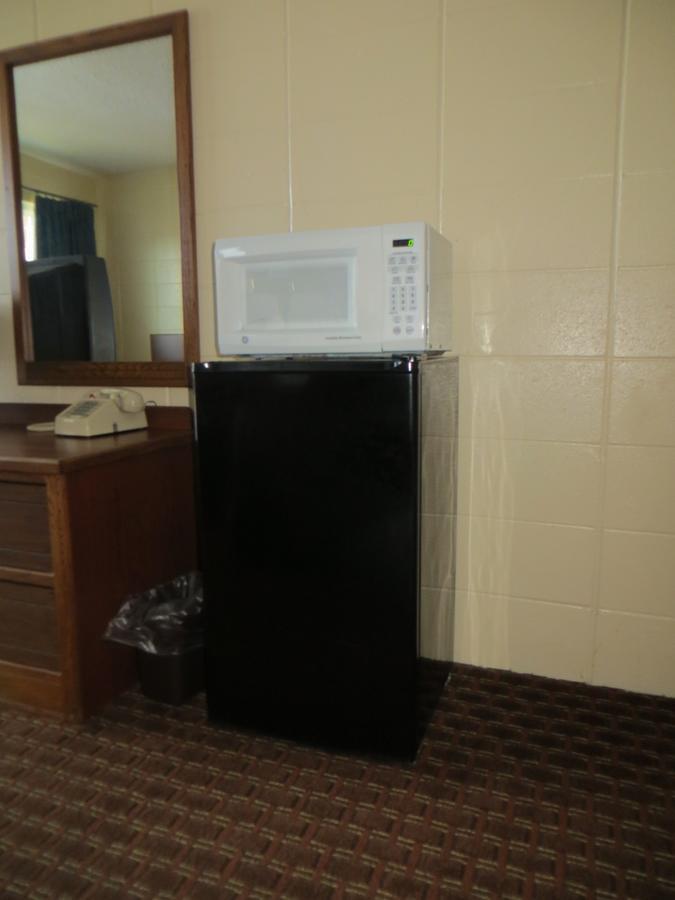 Deluxe Inn/Extended Stay - Council Bluffs Carter Lake エクステリア 写真